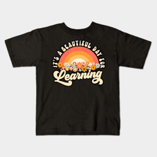 Its A Beautiful Day For Learning Groovy Womens Teacher Kids T-Shirt